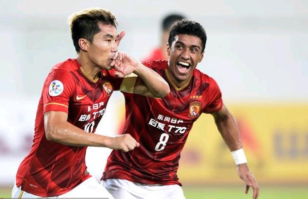 意天空：迪乌夫在国米逐渐展现影响力，或成邓弗里斯合适替补